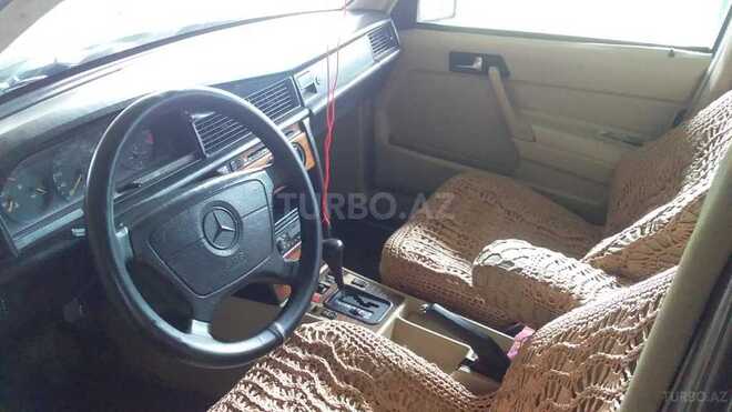 Mercedes 190 1993, 330,343 km - 2.0 л - Bakı