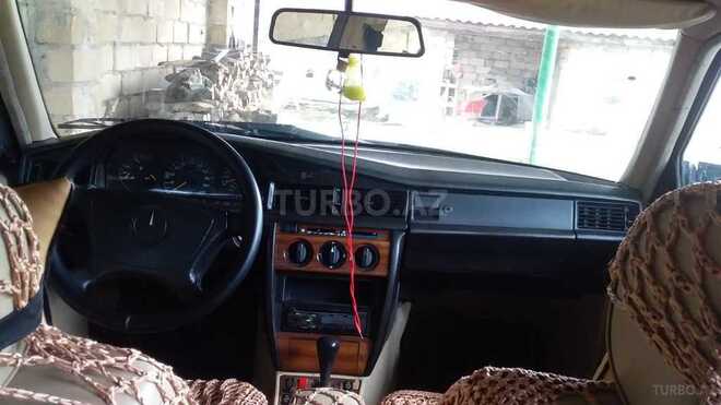 Mercedes 190 1993, 330,343 km - 2.0 л - Bakı