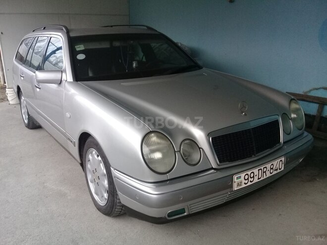 Mercedes E 240 1998, 272,000 km - 2.4 l - Zaqatala