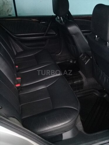 Mercedes E 240 1998, 272,000 km - 2.4 l - Zaqatala