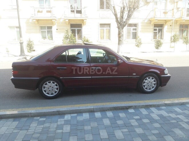 Mercedes C 240 1999, 255,000 km - 2.4 l - Xırdalan
