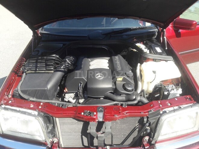 Mercedes C 240 1999, 255,000 km - 2.4 l - Xırdalan