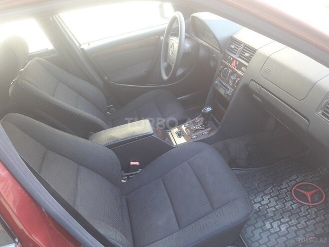 Mercedes C 240 1999, 255,000 km - 2.4 l - Xırdalan
