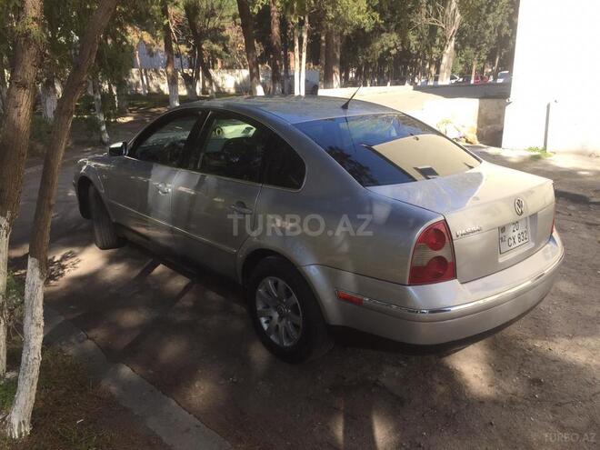 Volkswagen Passat 2003, 293,000 km - 1.8 l - Sumqayıt