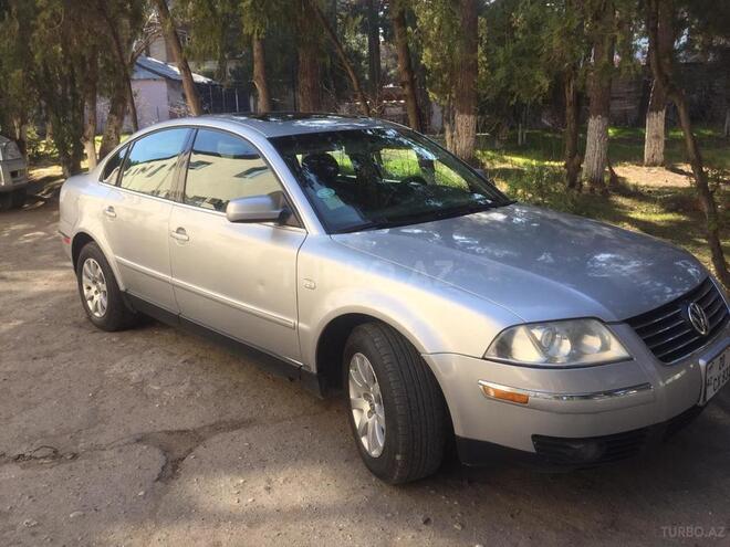Volkswagen Passat 2003, 293,000 km - 1.8 l - Sumqayıt
