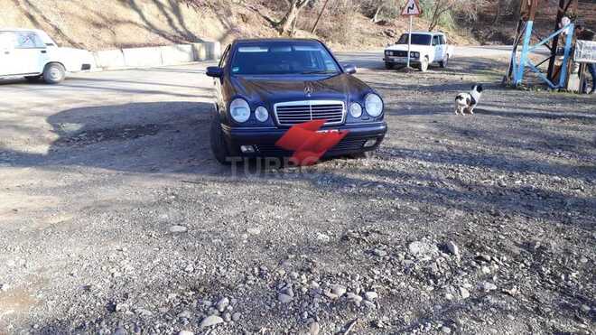 Mercedes E 240 1997, 345,000 km - 2.4 l - Bakı