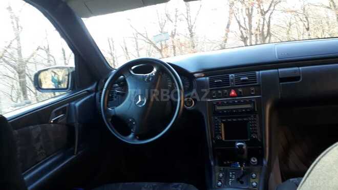 Mercedes E 240 1997, 345,000 km - 2.4 l - Bakı