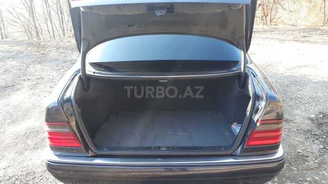 Mercedes E 240 1997, 345,000 km - 2.4 l - Bakı
