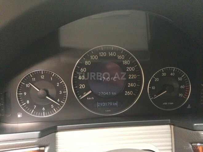 Mercedes E 320 2003, 293,440 km - 3.2 l - Bakı