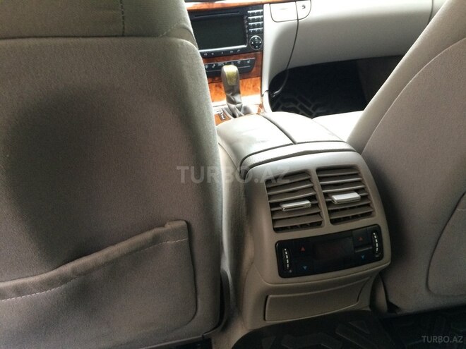 Mercedes E 320 2003, 293,440 km - 3.2 l - Bakı