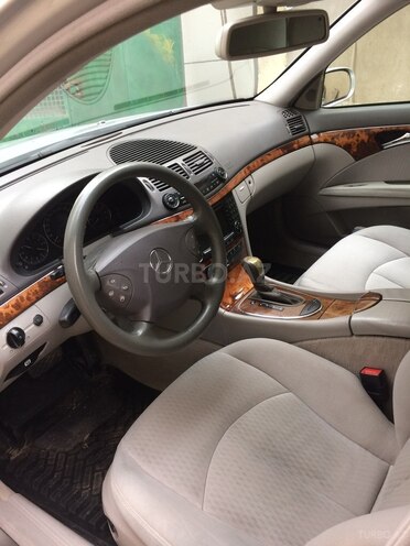 Mercedes E 320 2003, 293,440 km - 3.2 l - Bakı