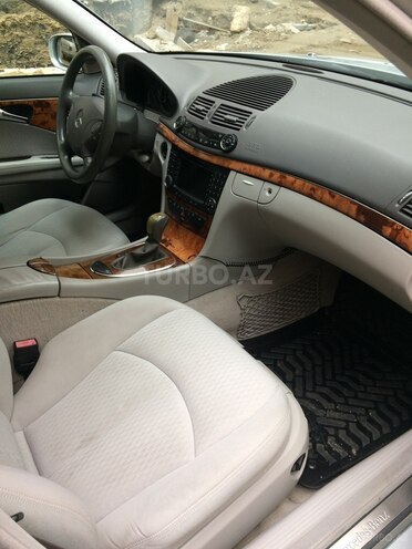 Mercedes E 320 2003, 293,440 km - 3.2 l - Bakı