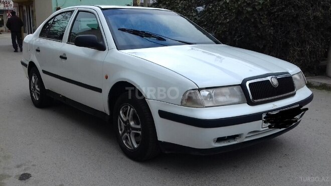 Skoda Octavia 1999, 265,851 km - 1.6 l - Bakı