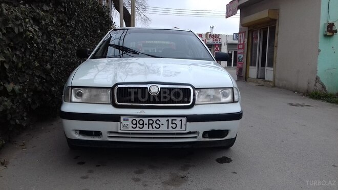 Skoda Octavia 1999, 265,851 km - 1.6 l - Bakı
