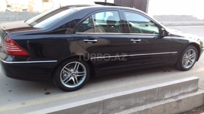 Mercedes C 320 2000, 310,000 km - 3.2 l - Şəmkir