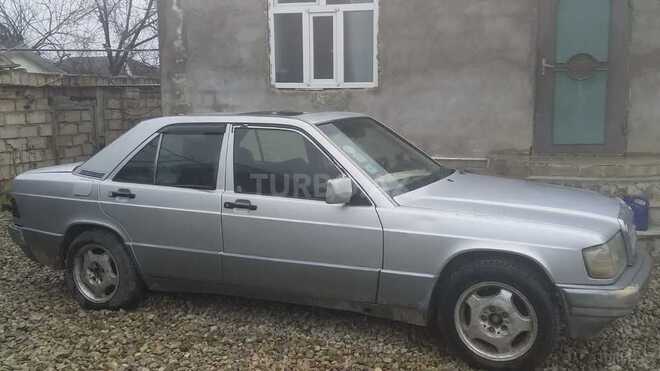 Mercedes 190 1991, 235,212 km - 2.0 л - Şabran