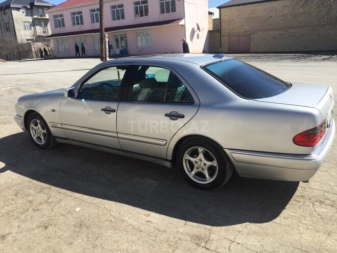 Mercedes E 200 1996, 700,000 km - 2.0 l - Şamaxı