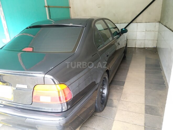 BMW 525 2000, 300,000 km - 2.5 л - Sumqayıt