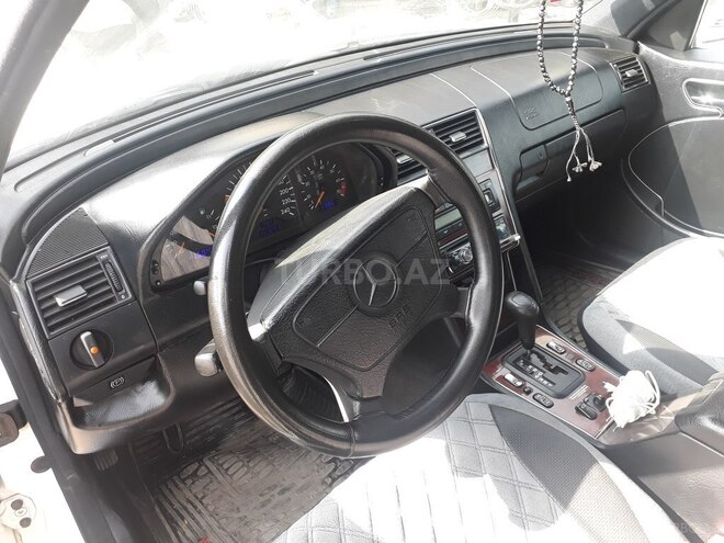 Mercedes C 230 1998, 260,000 km - 2.3 l - Gəncə