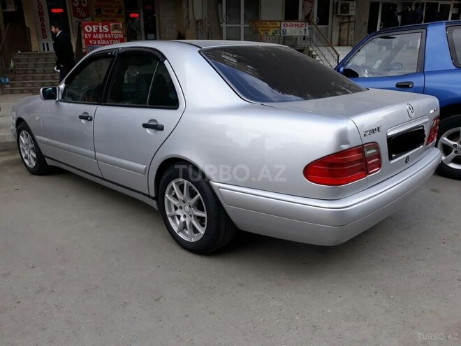 Mercedes E 230 1996, 360,000 km - 2.3 l - Bakı