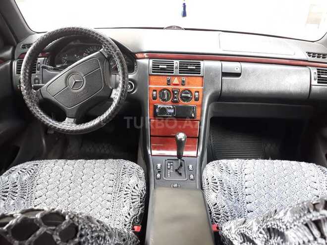 Mercedes E 230 1996, 360,000 km - 2.3 l - Bakı