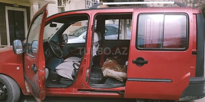 Fiat Doblo 2004, 390,000 km - 1.9 l - Bakı