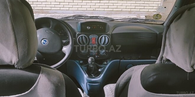 Fiat Doblo 2004, 390,000 km - 1.9 l - Bakı