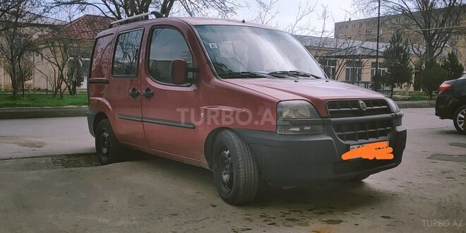Fiat Doblo 2004, 390,000 km - 1.9 l - Bakı