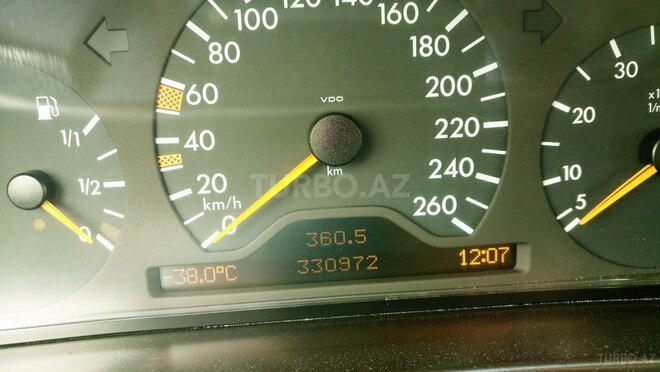 Mercedes E 280 1999, 331,000 km - 2.8 l - Bakı