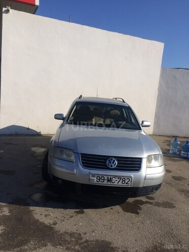 Volkswagen Passat 2001, 285,236 km - 2.5 l - Bakı