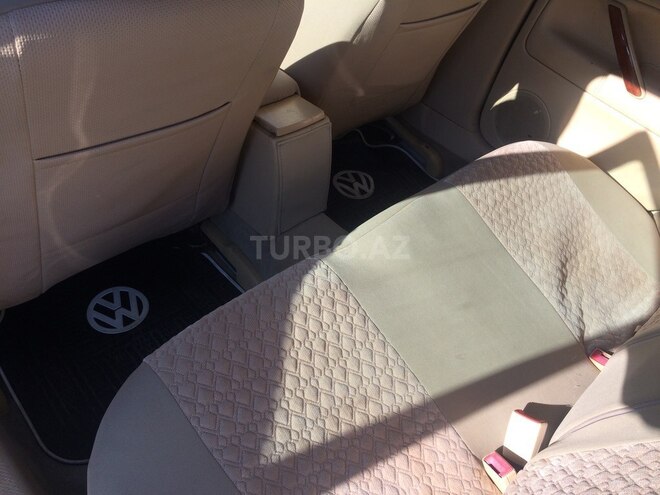 Volkswagen Passat 2001, 285,236 km - 2.5 l - Bakı