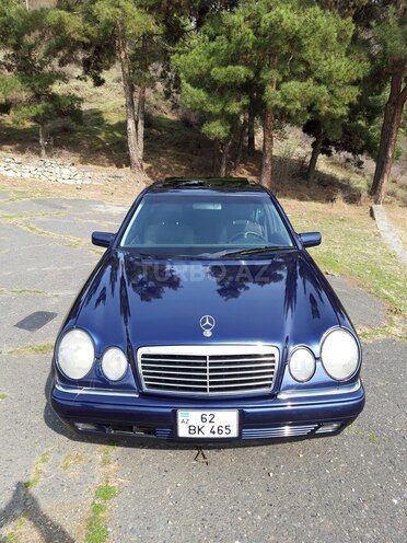 Mercedes E 240 1998, 340,335 km - 2.4 l - Zaqatala