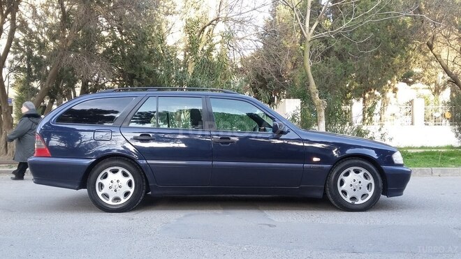 Mercedes C 200 2000, 340,000 km - 2.0 l - Bakı