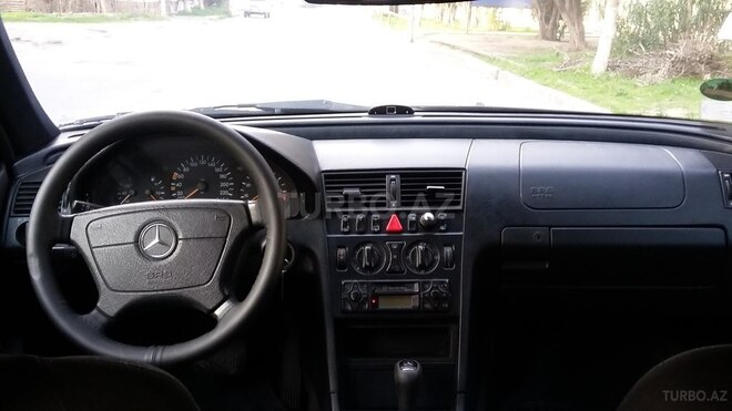 Mercedes C 200 2000, 340,000 km - 2.0 l - Bakı