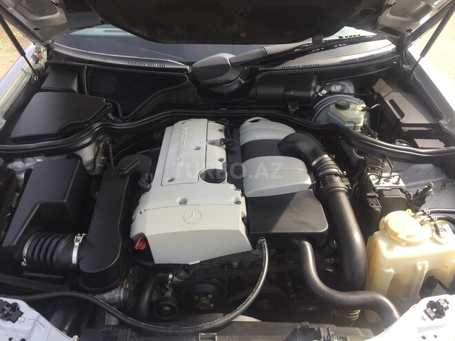 Mercedes E 200 2000, 223,000 km - 2.0 l - Gəncə