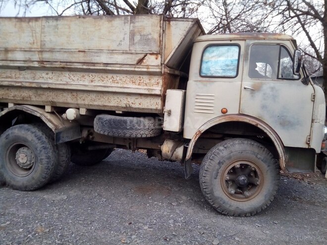 MAZ 5549 1979, 400,000 km - 4.2 l - Qəbələ