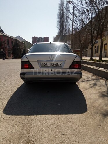 Mercedes E 300 1994, 500,568 km - 3.0 l - Bakı