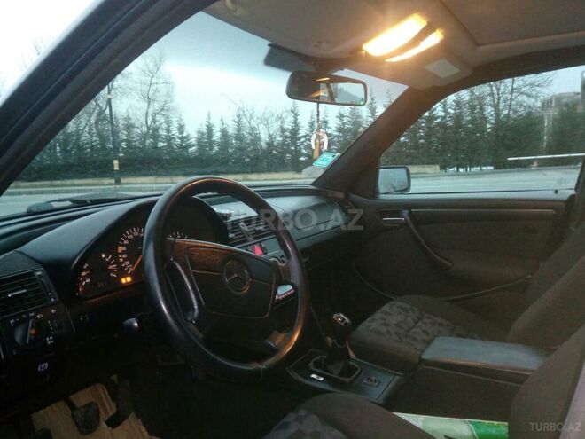 Mercedes C 180 1998, 370,000 km - 1.8 l - Qəbələ