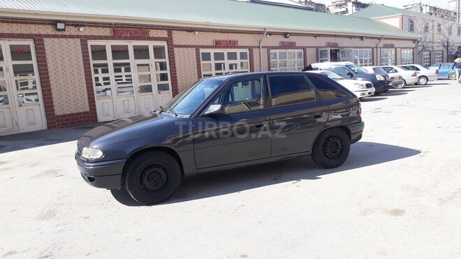 Opel Astra 1996, 355,856 km - 1.8 l - Bakı