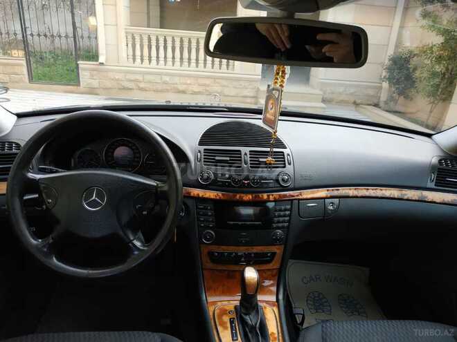 Mercedes E 240 2002, 180,000 km - 2.6 l - Bakı