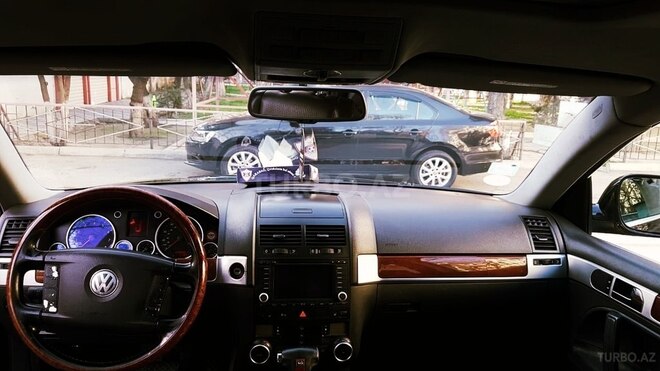 Volkswagen Touareg 2003, 298,000 km - 3.2 л - Bakı