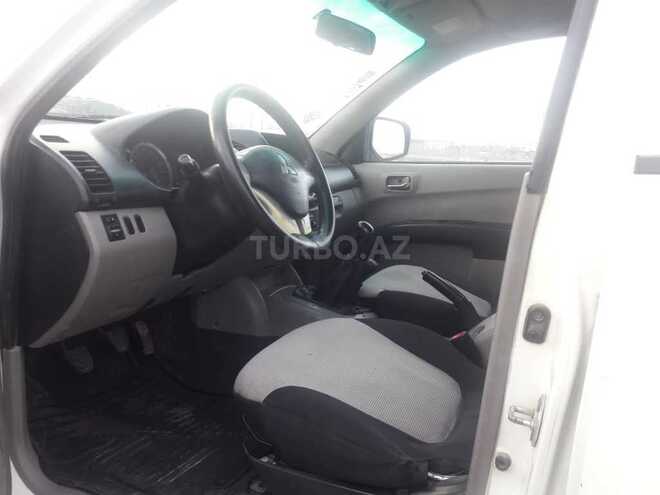 Mitsubishi L200 2010, 436,000 km - 2.5 l - Bakı