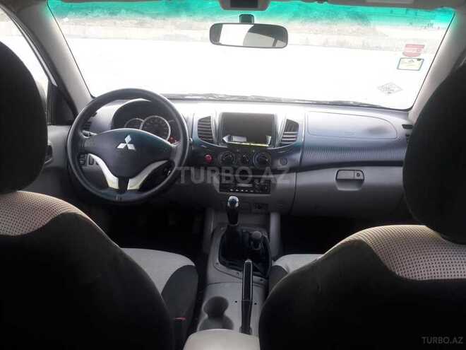 Mitsubishi L200 2010, 436,000 km - 2.5 l - Bakı