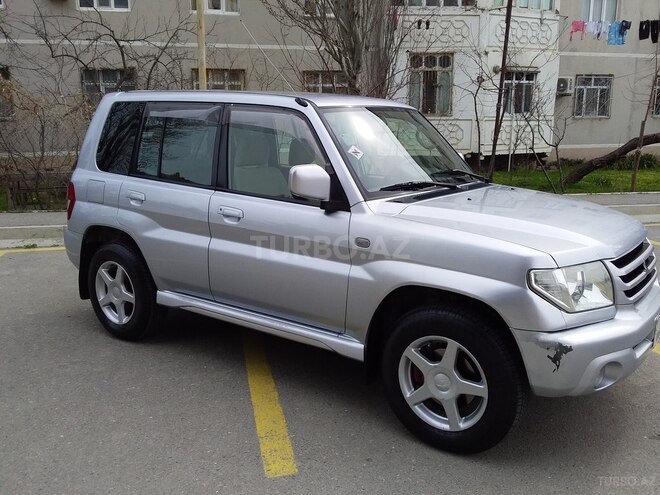 Mitsubishi Pajero io 2003, 235,056 km - 2.0 л - Sumqayıt