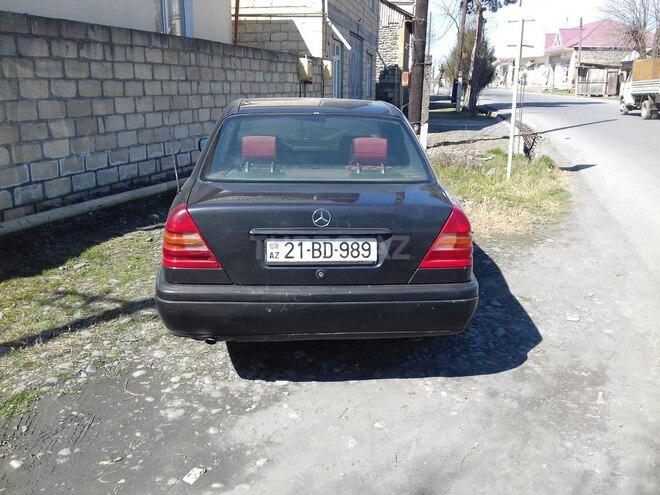 Mercedes C 180 1994, 409,381 km - 1.8 l - Zaqatala