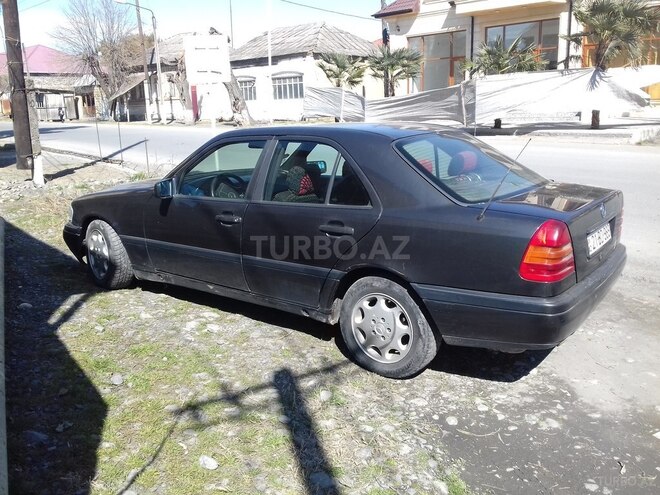 Mercedes C 180 1994, 409,381 km - 1.8 l - Zaqatala