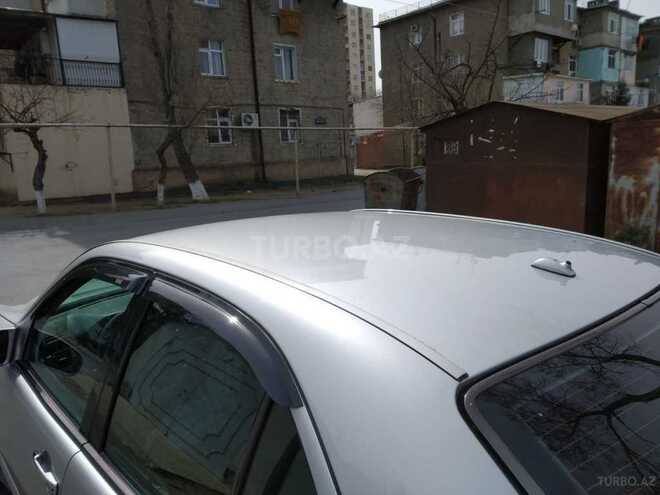 Mercedes E 270 2001, 293,524 km - 2.7 l - Bakı