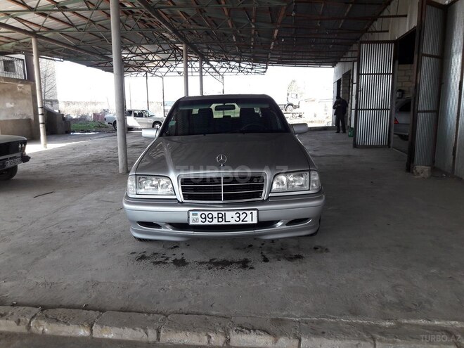 Mercedes C 220 1998, 440,000 km - 2.2 l - Sabirabad