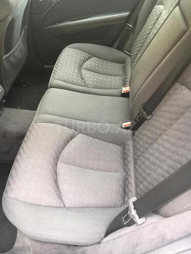 Mercedes E 220 2005, 245,600 km - 2.2 l - Bakı