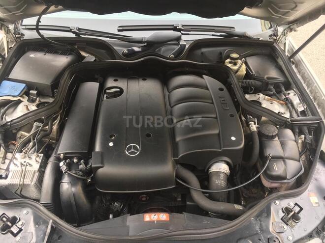 Mercedes E 220 2005, 245,600 km - 2.2 l - Bakı